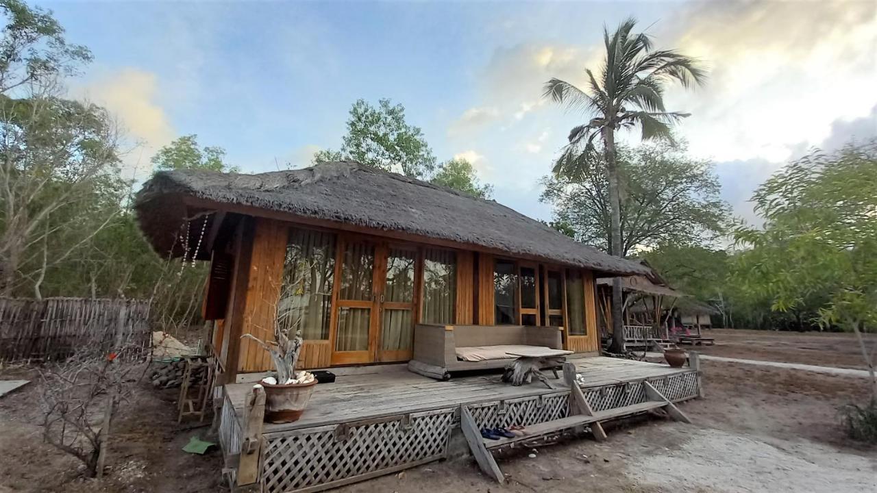 Thamarind Resort Gili Gede Bagian luar foto