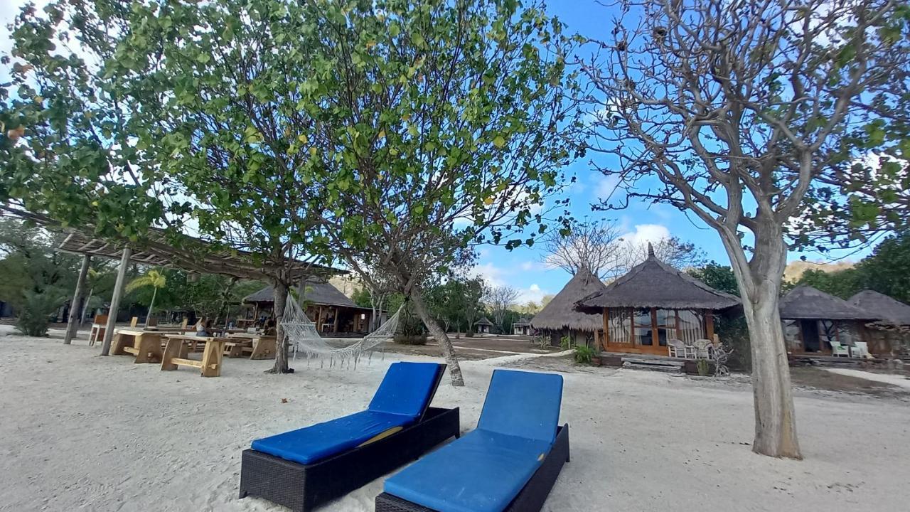 Thamarind Resort Gili Gede Bagian luar foto