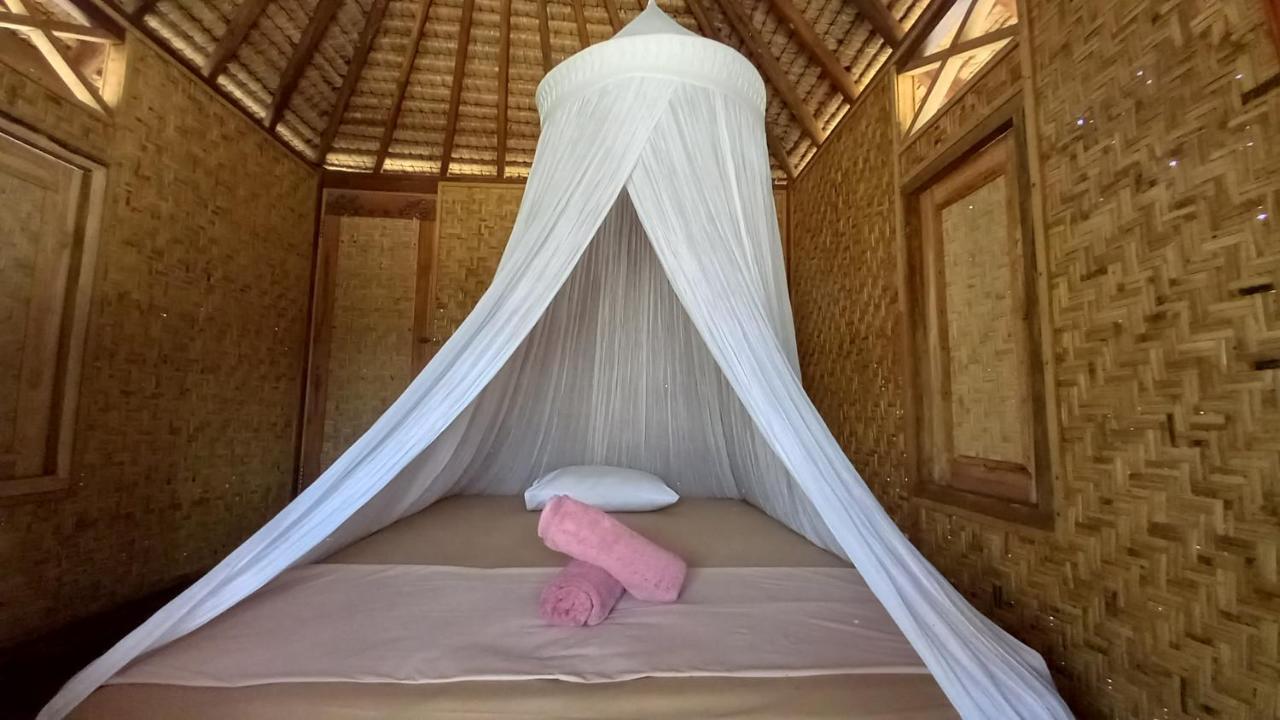 Thamarind Resort Gili Gede Bagian luar foto