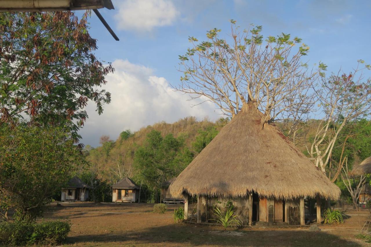 Thamarind Resort Gili Gede Bagian luar foto