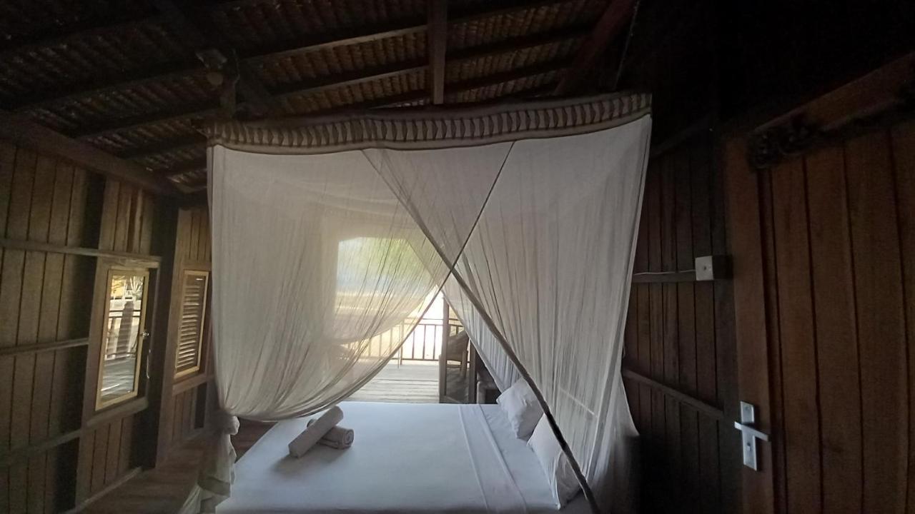 Thamarind Resort Gili Gede Bagian luar foto
